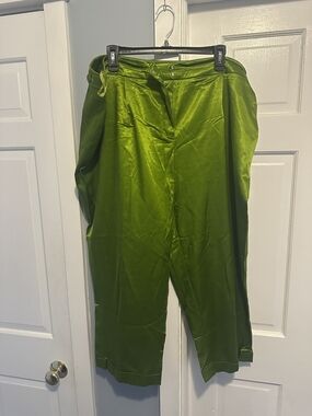Jones New York Chartreuse Satin Pants 20W